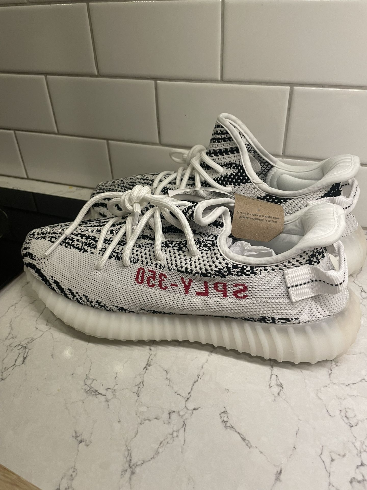 Yeezy 350 Brand New- Size 10.5 