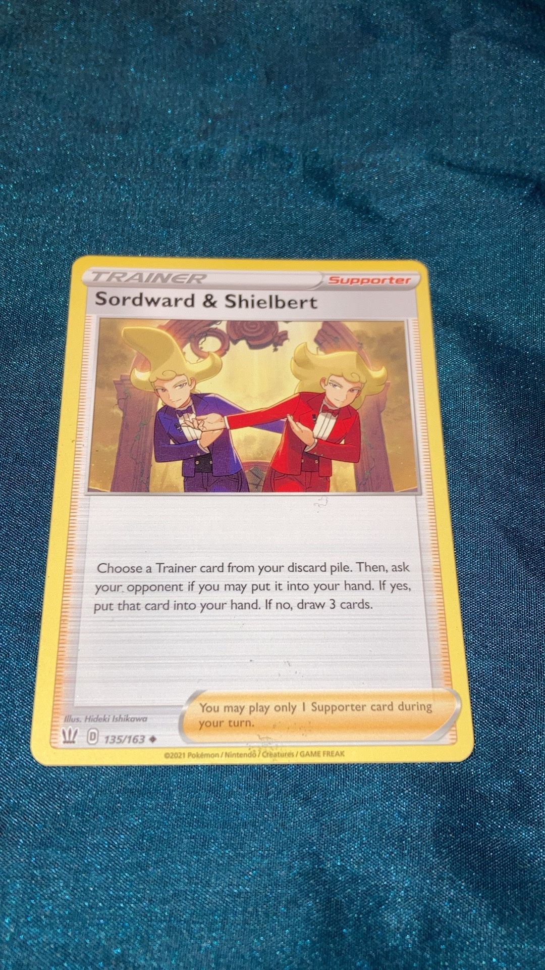 Sordward & Shielbert Pokémon trading card