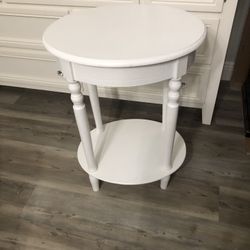 End table 