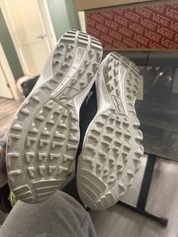 Cleats Size 11