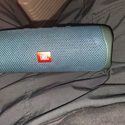 Jbl Flip5 Bluetooth Speaker