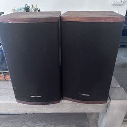 realistic Book Shelf Speakers