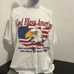 XL Vintage God Bless America Shirt