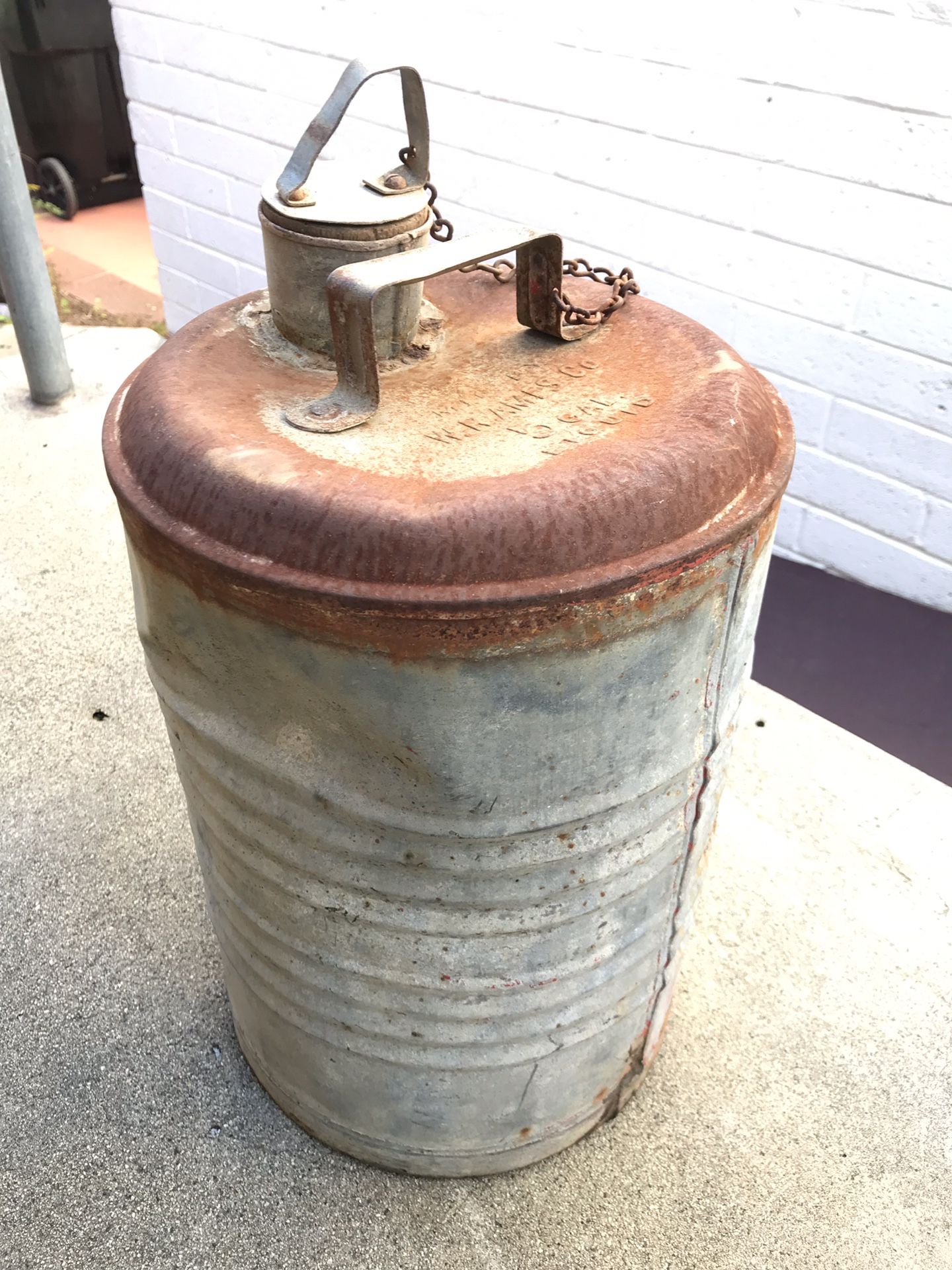 Antique Corrugated steel W.R. Ames Co. 5 gallon gas/oil can