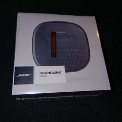 Portable Bluetooth Speaker BOSE SOUNDLINK