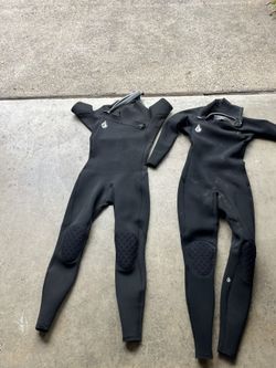 Brand New 2 MM Volcom Wetsuit And 3/2