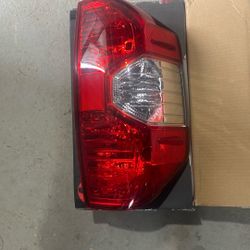 Toyota Tundra Tail Light Assembly Left for 2014-2016, 2020-2021 Toyota Tundra