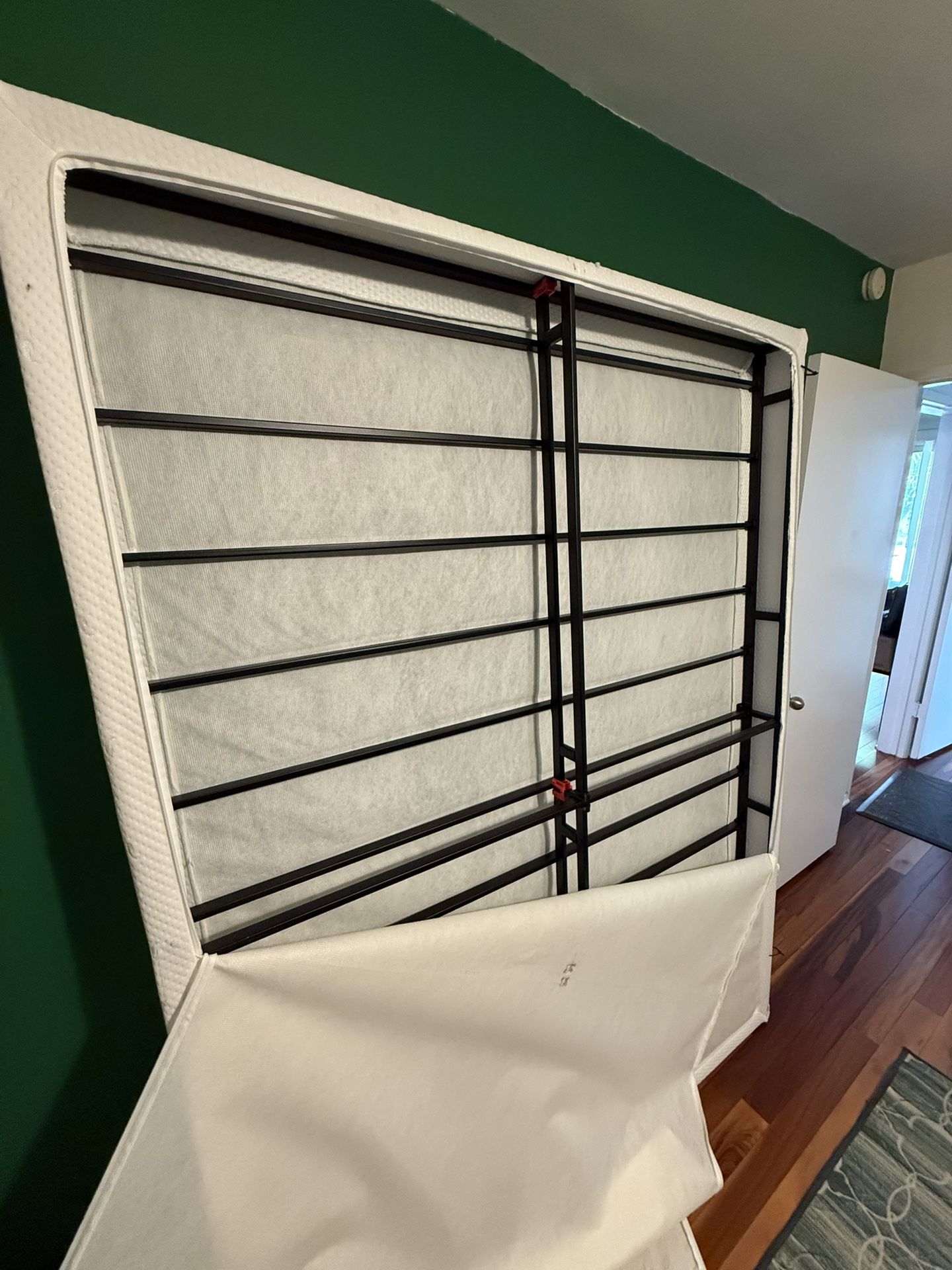Box Spring, Queen Size