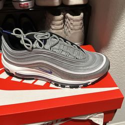 Nike 