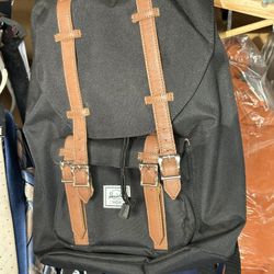 Herschel Bag. (new)