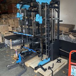 Brand New Multifunctional Trainer