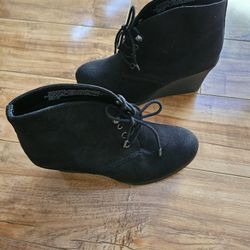 NEW Black Winter Booties-Size 6.5