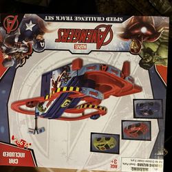 Avengers Speed Challenge Track Set 