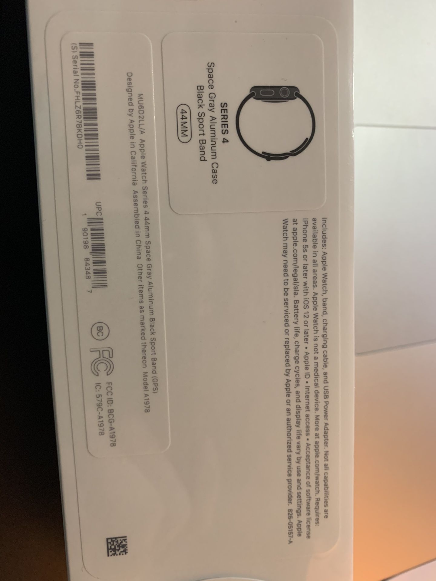 Apple Watch Series 4 - GPS, 44mm - Space Gray - Black Sport Band - Brand new - Sealed