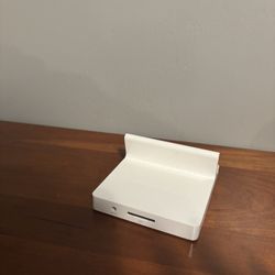 LOW PRICE MOVING- VINTAGE APPLE IPOD STAND