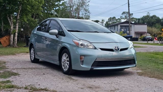 2012 Toyota Prius Plug-in Hybrid