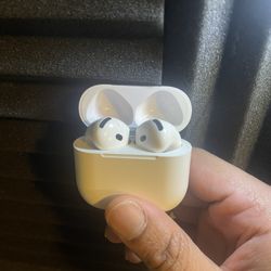 AirPod 4 ANC