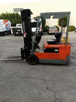 Toyota Electric Forklift