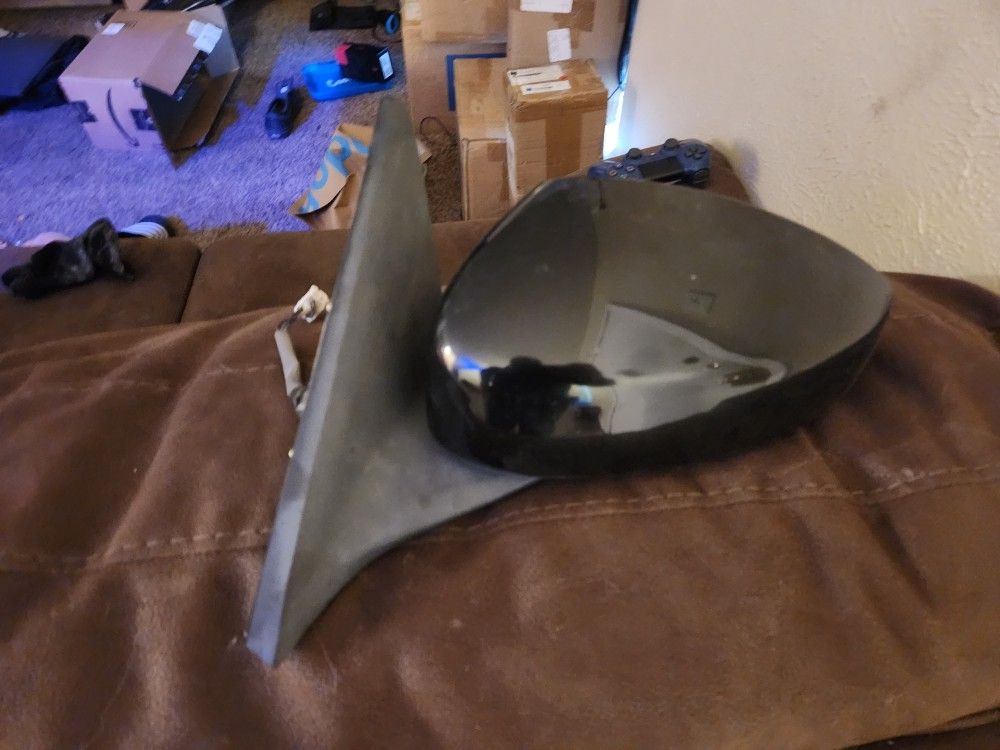 Infiniti G35 Side mirror set (Driver, Passenger)