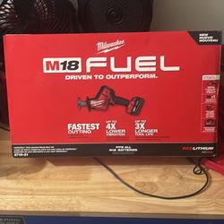 Milwaukee M18 Fuel Hackzall Bundle