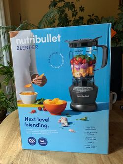 Nutribullet Blender 1200 watts 64oz