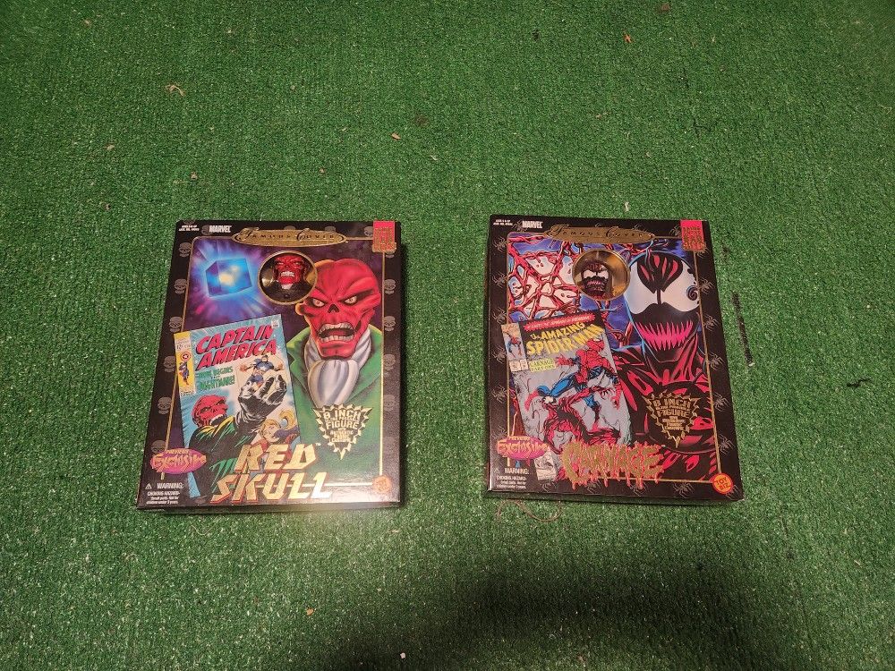 Marvel Famous Cover Series Action Figures- Red Skull/Carnage