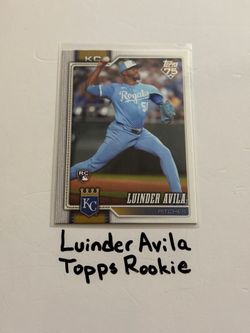Luinder Avila Kansas City Royals Pitcher Topps Rookie Card.