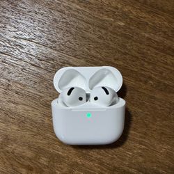 AirPod 4 