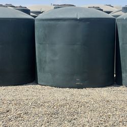 2500 Gallon Water Tanks 