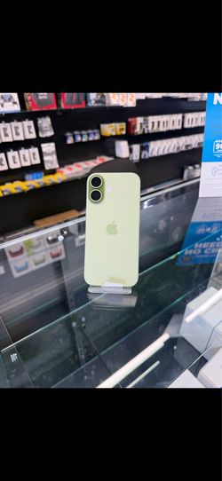iPhone 17 (Factory Unlocked)