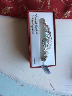 Bracelet..sterling , opal