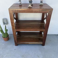 Wooden shelf 