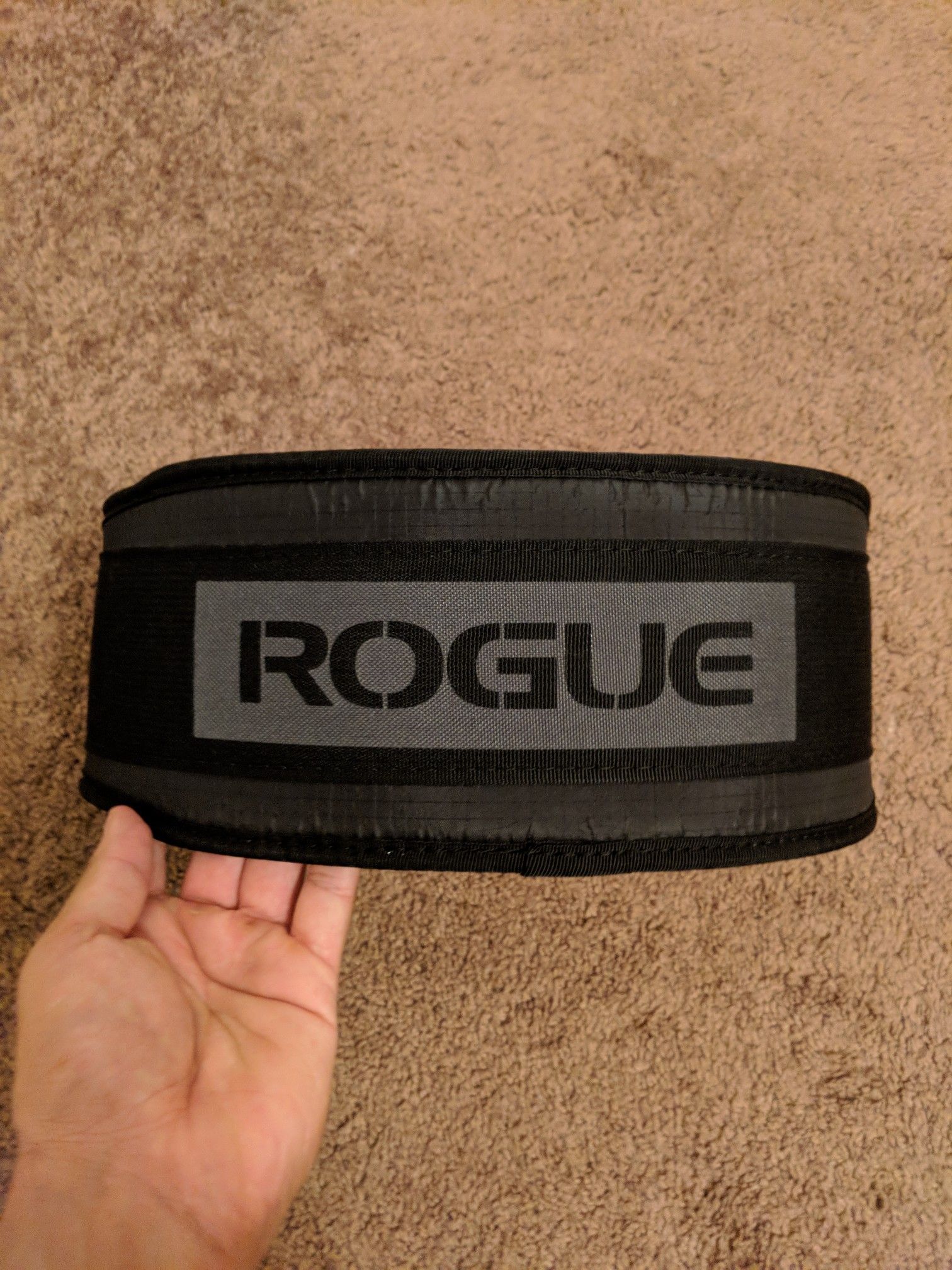 ROGUE USA NYLON LIFTING BELT (Medium)
