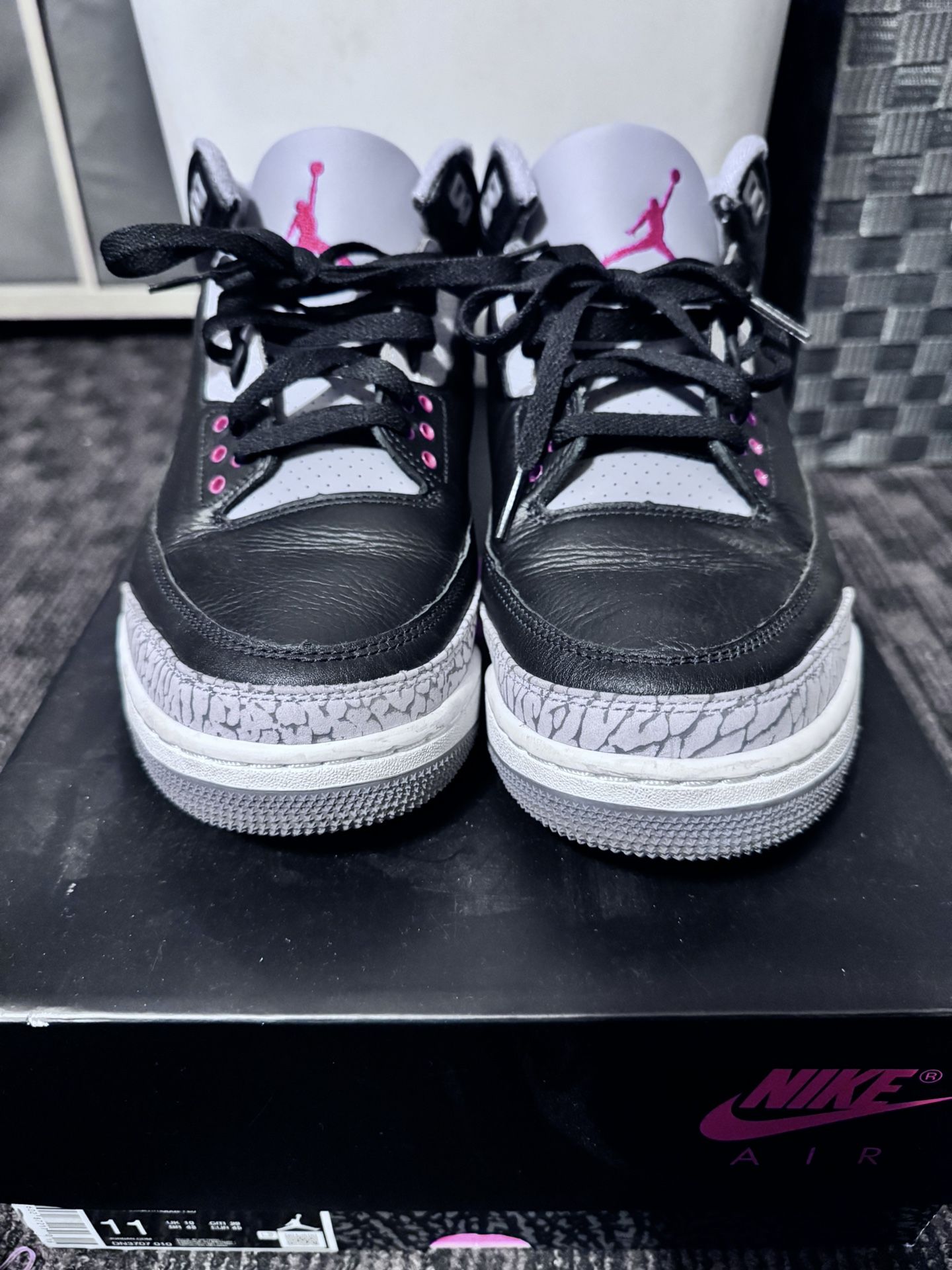 Jordan Retro 3 Black Cement Size 11 Men