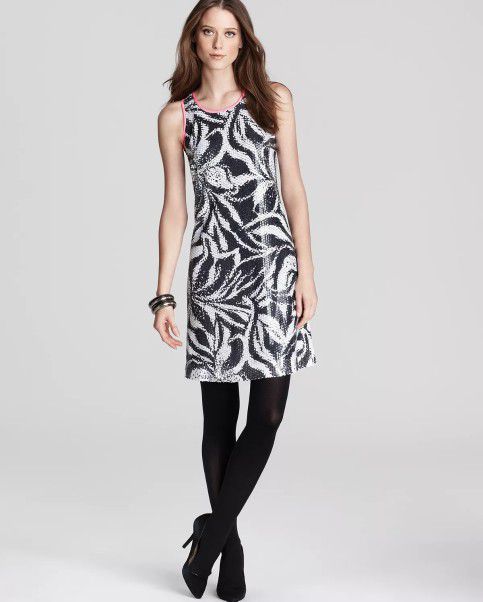 🆕️🏷 Lilly Pulitzer Courtin Black/White Sequin Embellished Shift dress - 2.