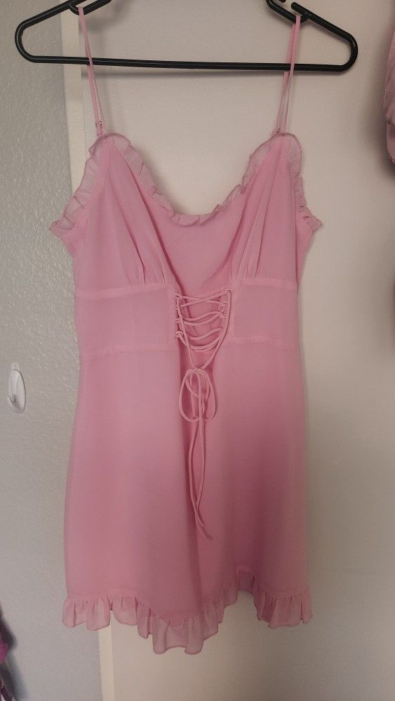 Womens Dresses- Medium