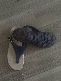 Vionic Strap Sandals