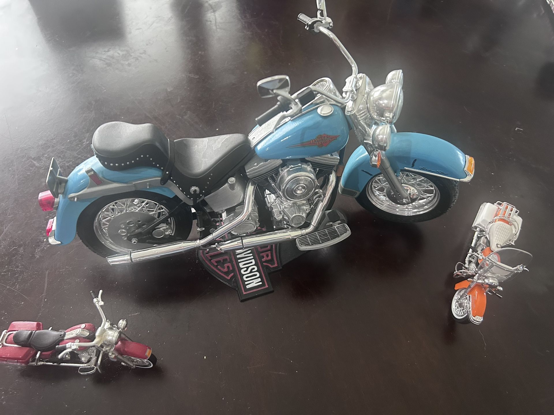 1953 Harley-Davidson 74FL Hydra Glide motorcycle & 2 Mini Harleys