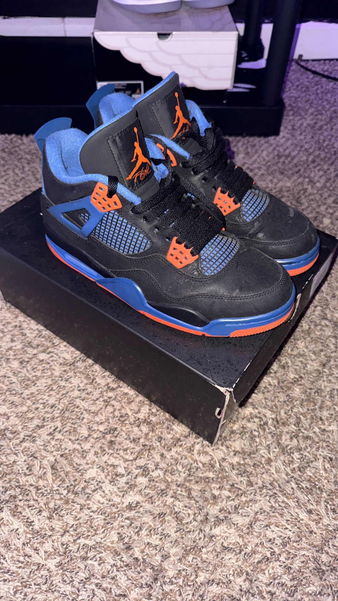 Jordan 4 Cavs