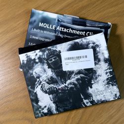 Molle attachment clips