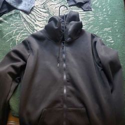 plain black hoodie 