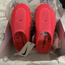 Nike Mind 001’s Solar Red size 13