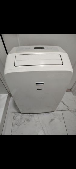 PORTABLE AIR CONDITIONER