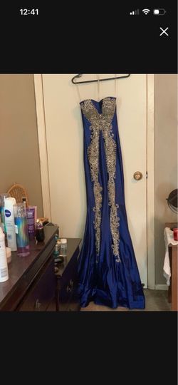 Strapless dress
