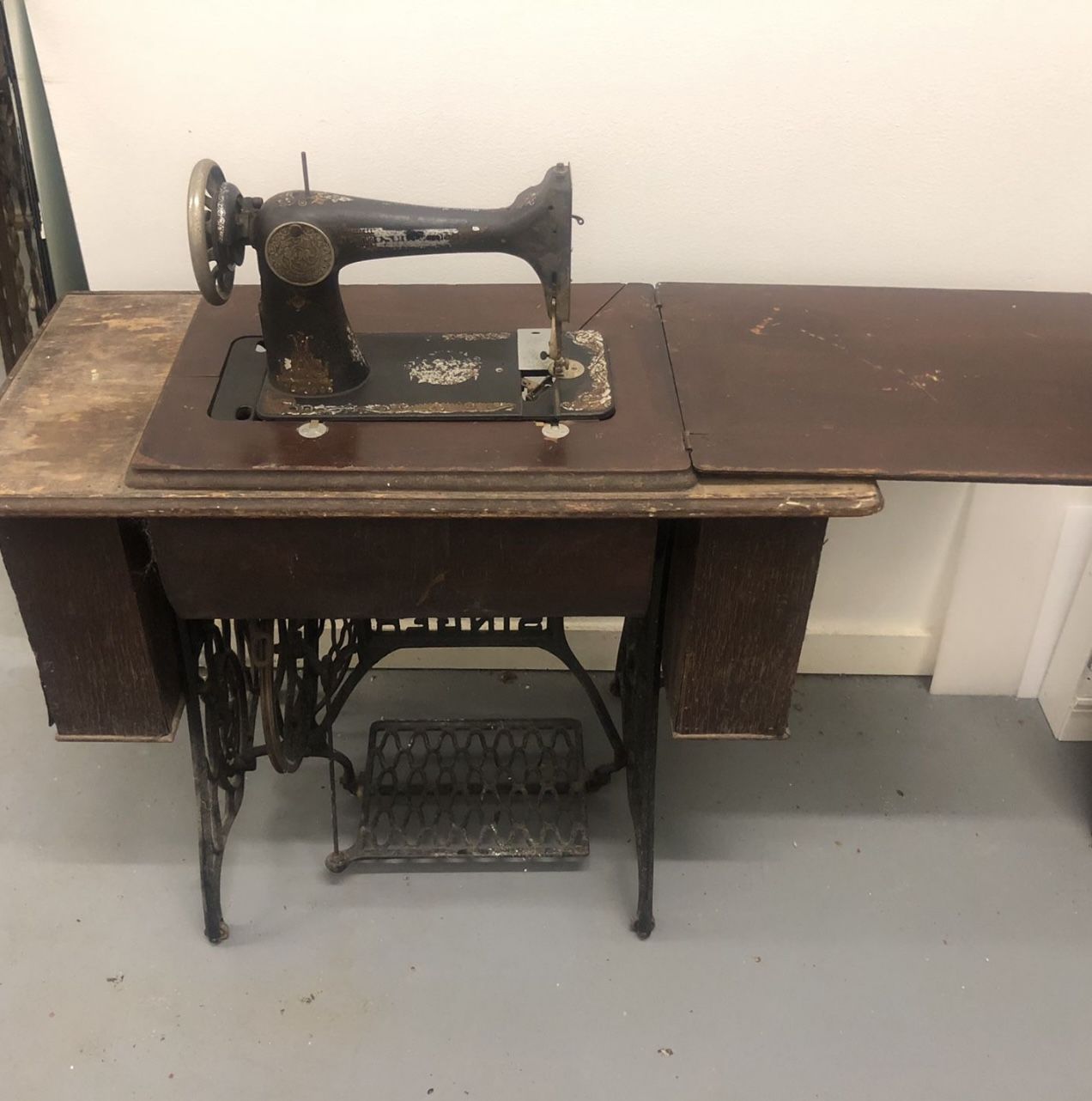 Vintage Sewing Machine