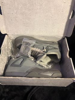 Air Jordan 4 Sneakers Grey