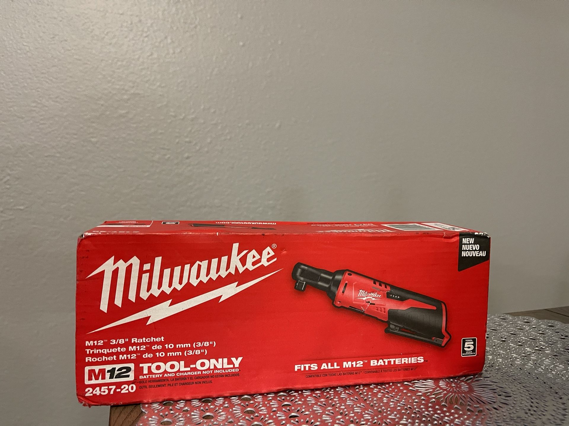 Milwaukee’ 3/8" Ratchet 3/8 M12 TOOL-ONLY