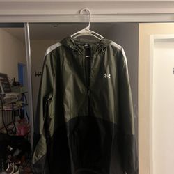 Under Armour Jacket Large $40