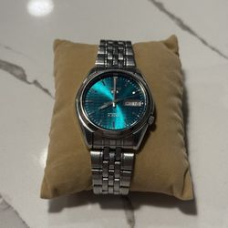 Seiko 5 7S26-10V0 Steel Green Dial