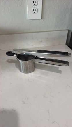 Stainless steel potato ricer